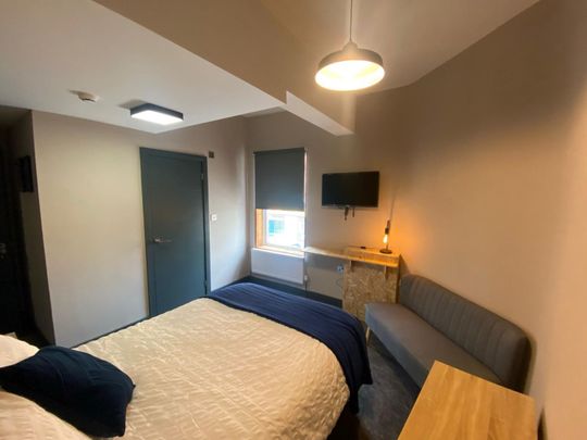 House Share - Photo 1