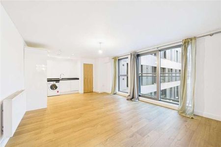 Cromwell Road, Redhill, Surrey, RH1 - Photo 3