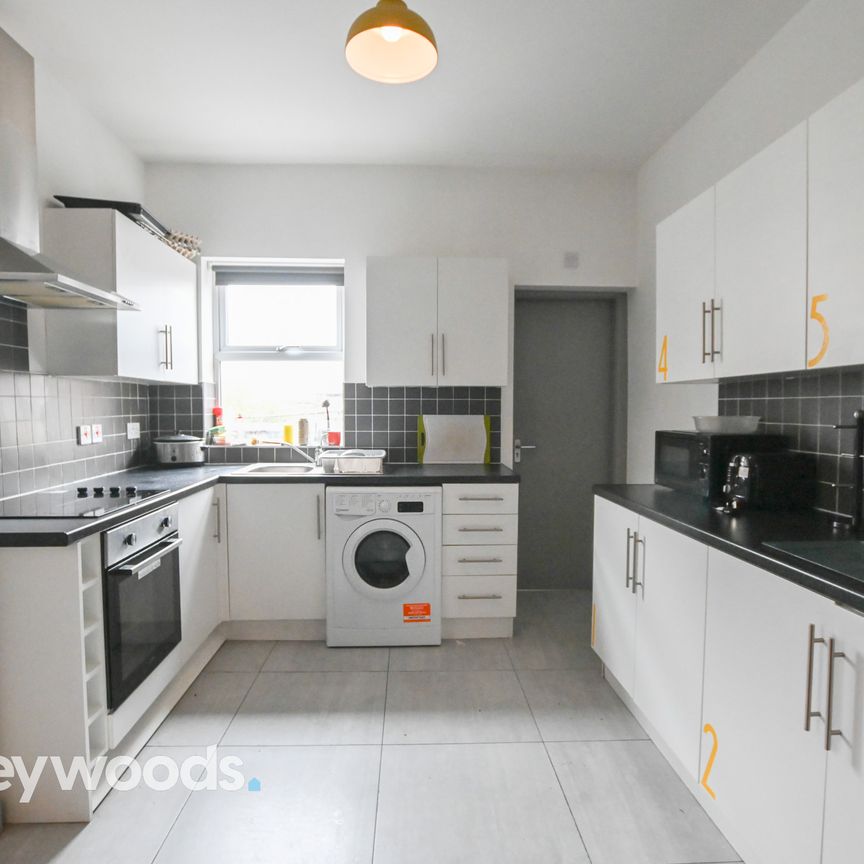 1 bed house of multiple occupation to rent in Waterloo Road, Hanley, Stoke-on-Trent - Photo 1