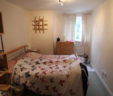 2 bedroom apartment to rent St. Andrews Gate, Heathside Road, Wokin... - Photo 3