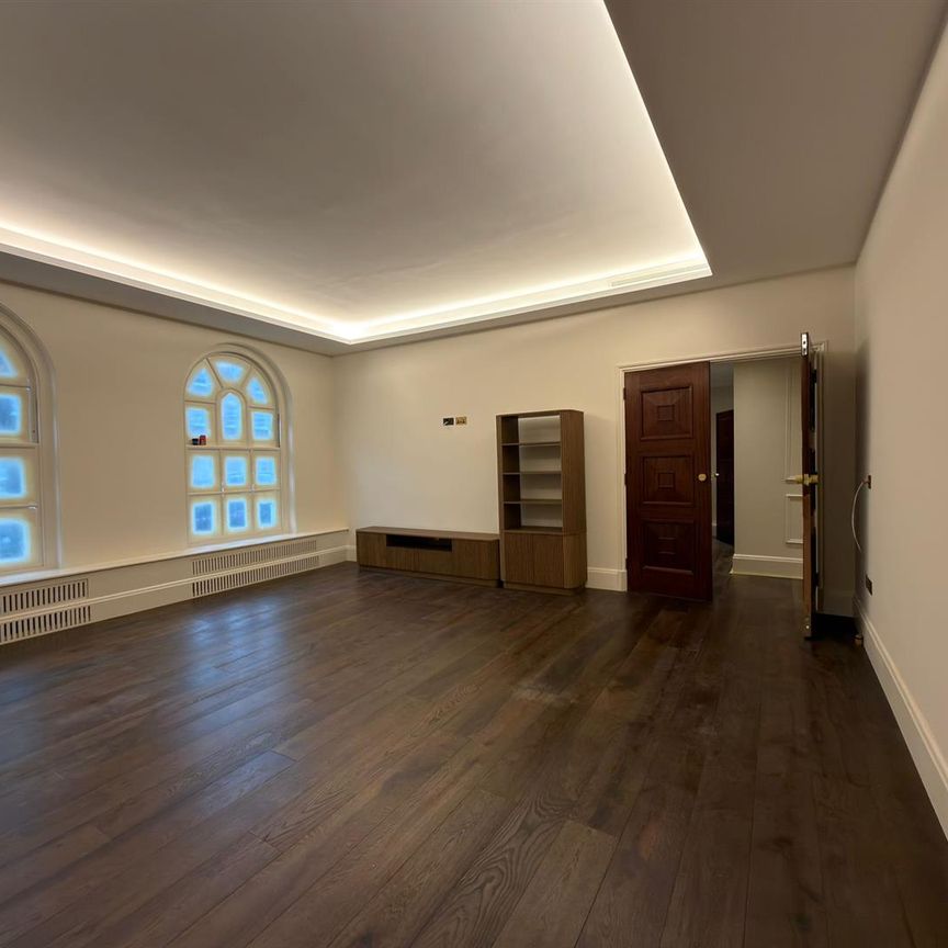 3 bed apartment to rent in Cliveden Place, London, SW1W - Photo 1