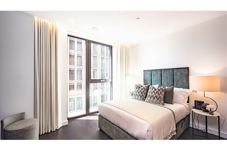 2 Bed Flat, Charles Clowes Walk, SW11 - Photo 5