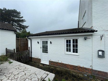 1 bedroom bungalow to rent - Photo 5