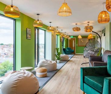 Bronze Studio - Photo 4