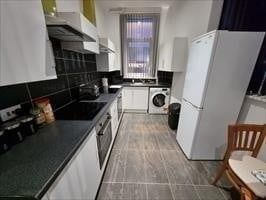 Bedsit, Strand Road, L20 - Photo 5