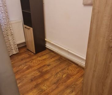 Apartament cu 2 camere - Zona Tatarasi Sud - spre Metalurgie - Photo 5