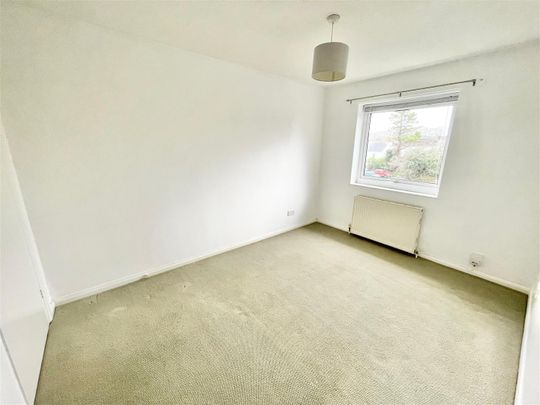 Elburton, Plymouth - Photo 1