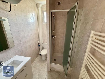 Location Appartement 2 pièces 31m² LA GARENNE COLOMBES 92250 - Photo 3