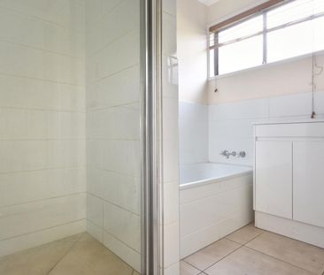 Charming 3 Bedroom unit located in Caboolture! - Photo 4