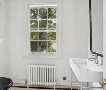 5 bedroom end of terrace house to rent - Photo 3