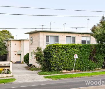 Prime Northcote Living with Tram at Your Doorstep - Photo 4