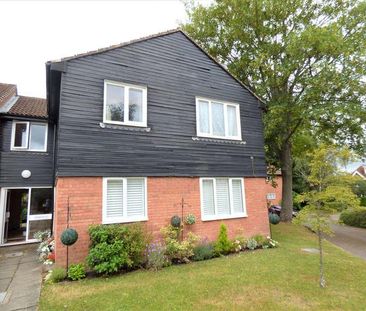 Bookham, KT23 - Photo 4
