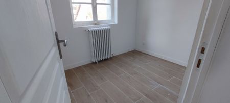 Location Appartement 3 pièces 70m² LA FERTE MACE 61600 - Photo 2