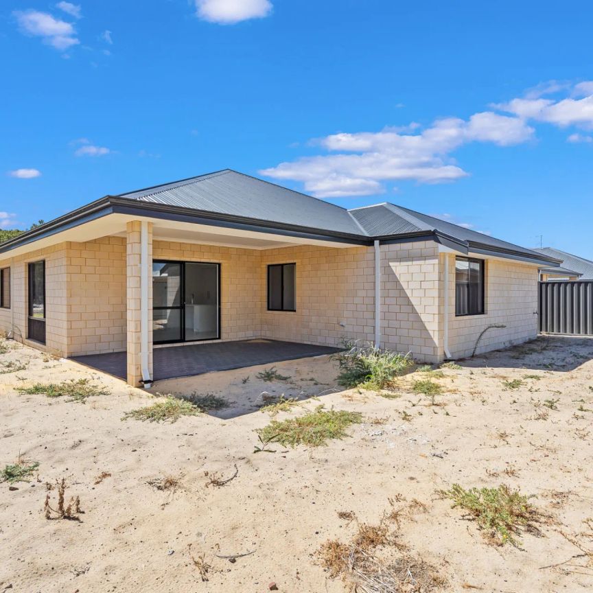 31 Castella Drive, - Photo 1