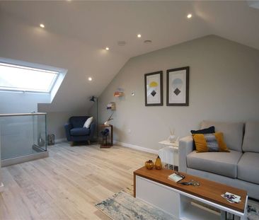 A modern fully furnished one bedroom apartment on Mill Road. - Photo 1