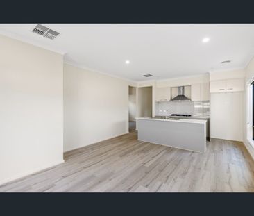 Stylish Living with Serene Lake Views in Prime Location! APPLICATIO... - Photo 4