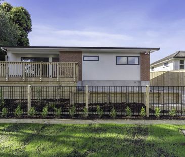A Must View - Henderson Modern Build! - Photo 5