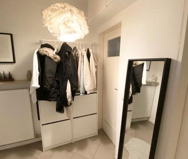 Zentrale & lichtdurchflutete 1,5-Zimmer-Wohnung mit sep. Küche - Photo 4