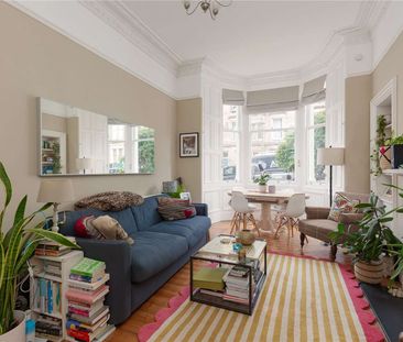 A fantastic opportunity to live in a main door, ground door apartme... - Photo 1