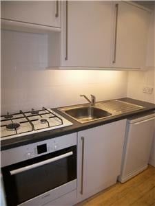 1 Bed Flat, Dickson Street, EH6 - Photo 1