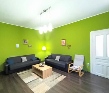 Apartament central, 2 camere, centrala gaz. 390 E/luna. Comision 0 - Photo 1