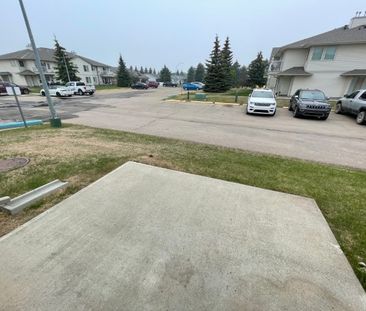 Gorgeous 2-Bedroom Ground Floor Condo in Stony Plain - Photo 6