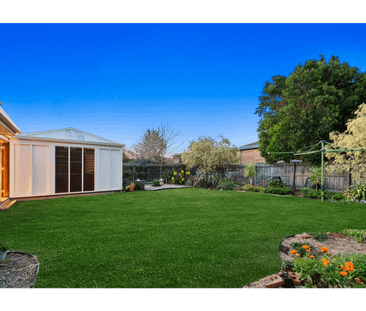 Stunning 4-Bedroom Family Home in Hoppers Crossing - Photo 2 | Rentumo