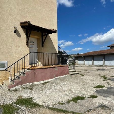 Location Appartement 2 pièces 38m² ROCHE LA MOLIERE 42230 - Photo 3