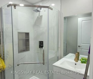 Property For Lease | W9047649 - Photo 6