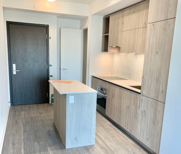 For Lease - 1 Yorkville Avenue Unit# 3907, Toronto, Ontario - Photo 2