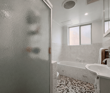 Two-Bedroom Apartment in Prime Mortdale Location - Photo 5