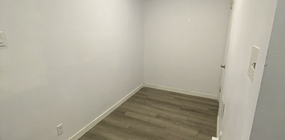 Un Grand 3 1/2 à Louer (Villeray) - Photo 2