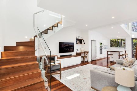 Stunning Family Home In The Heart Of Cremorne - Photo 2