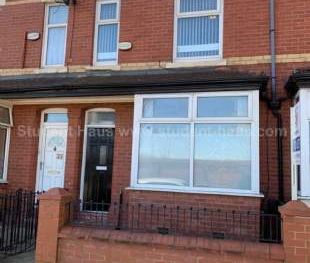 4 bedroom property to rent in Salford - Photo 6