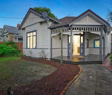 62 Lilydale Grove, Hawthorn East VIC 3123 - House For Rent | Domain - Photo 5