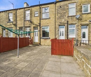 2 bedroom terraced house to rent - Photo 2