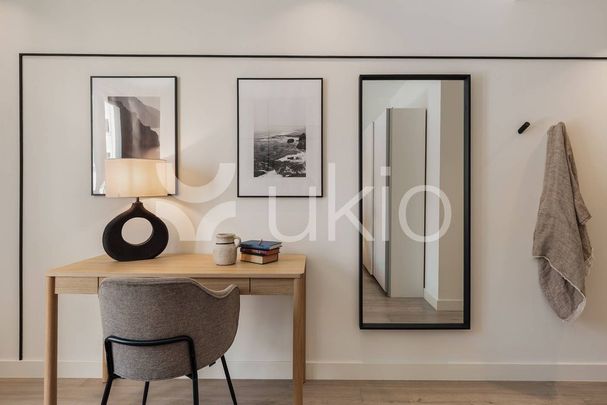 4 room luxury Apartment for rent in Barcelona, Catalonia - Photo 1