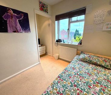 3 bedroom semi-detached house to rent - Photo 4