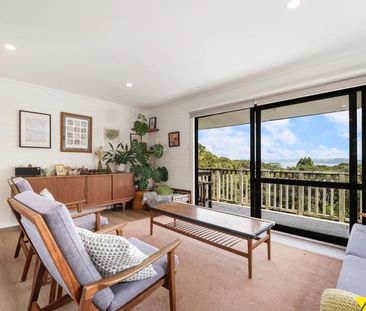 Elevated Coastal Living with Panoramic Harbour Views - Photo 5