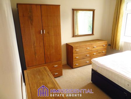 Redesdale Avenue, Gosforth, Newcastle Upon Tyne, Tyne and Wear, NE3 3PP - Photo 4