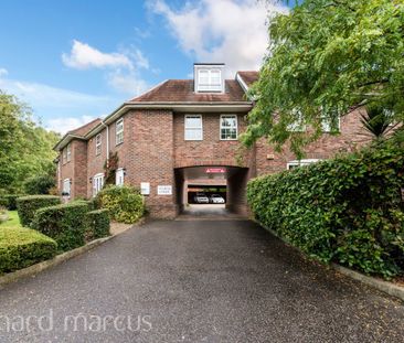 Reigate Road, Burgh Heath, TADWORTH - Photo 1