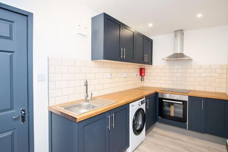 1 bedroom house of multiple occupation to rent - Photo 3