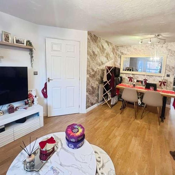 Royal Court Drive, Bolton Town Centre, BL1 - Photo 1