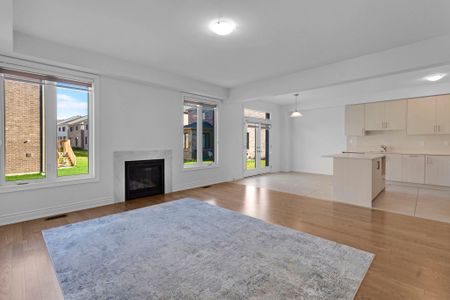 For Lease - 23 Bermondsey Way, Brampton, Ontario - Photo 2