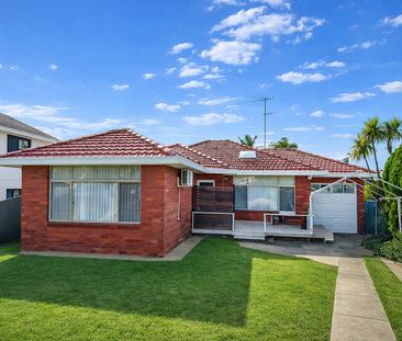Modern 3 Bedroom Family Home in Merrylands - Photo 4
