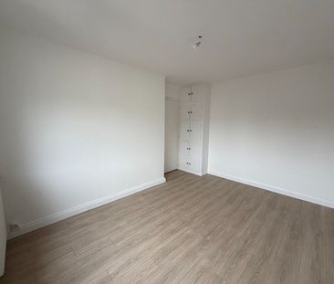 Location Appartement 3 pièces 56m² - Photo 2