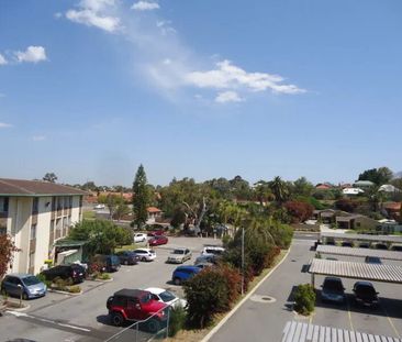 2 Bedroom apartment in the heart of Bayswater!!! - Photo 4