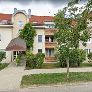 Sanierte 3-Zimmerwohnung mit Loggia - Photo 3