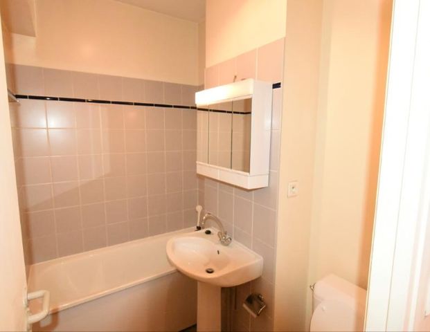 Location Appartement 1 pièce 26m² MACON 71000 - Photo 1