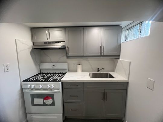 For Lease - 1389 Lansdowne Avenue, Toronto, Ontario - Photo 1